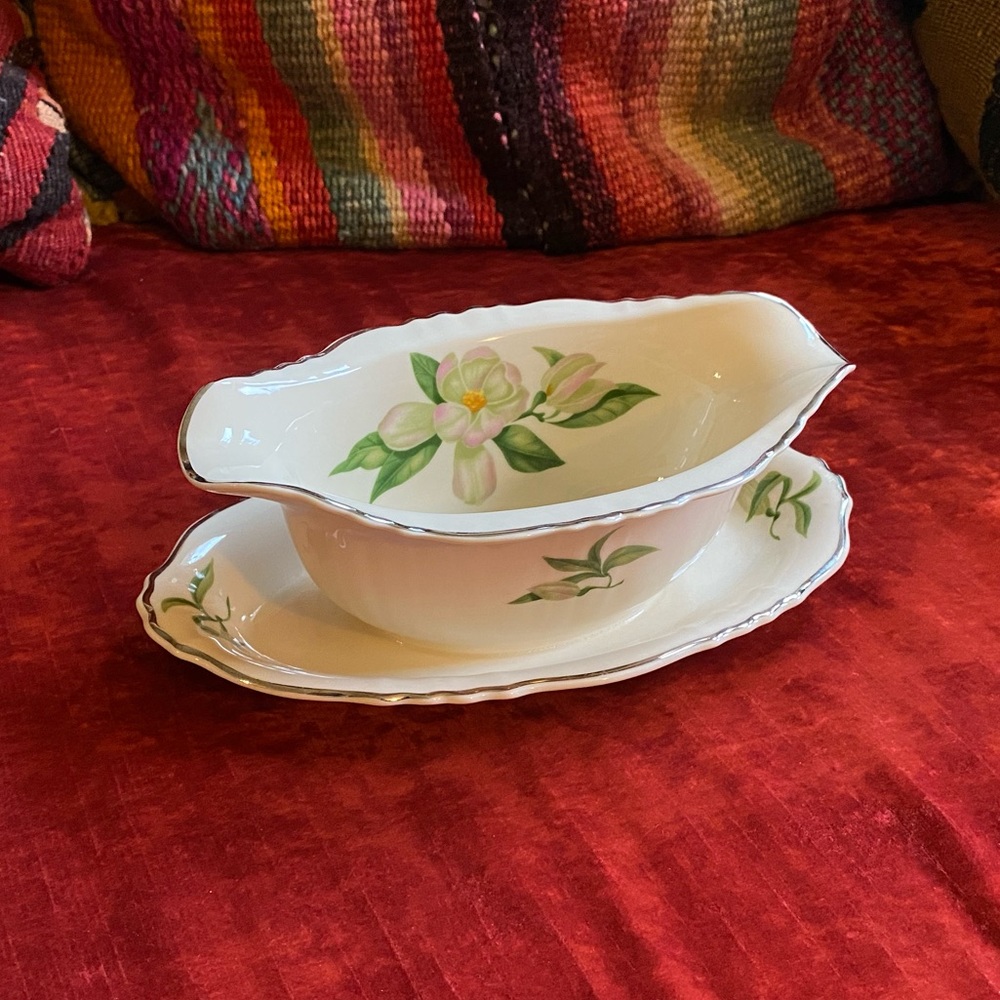 Magnolia Syracuse China Gravy Boat